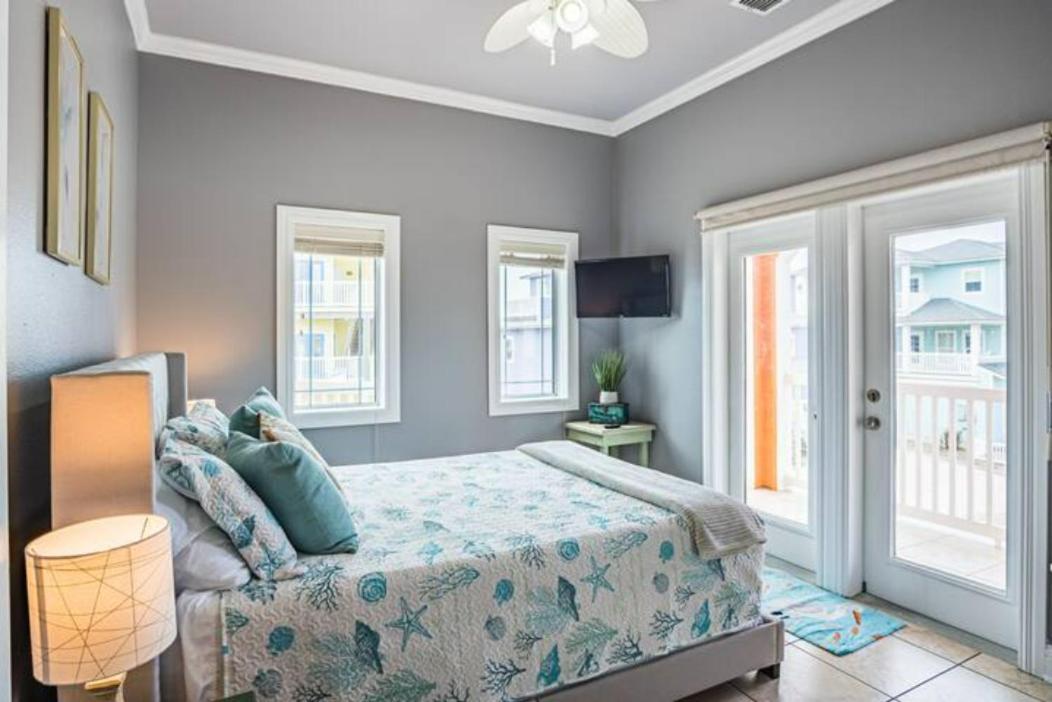 7 Bedroom Home Steps To The Beach With 4 Patios And Pool! Sleeps 20 Port Aransas Exterior foto